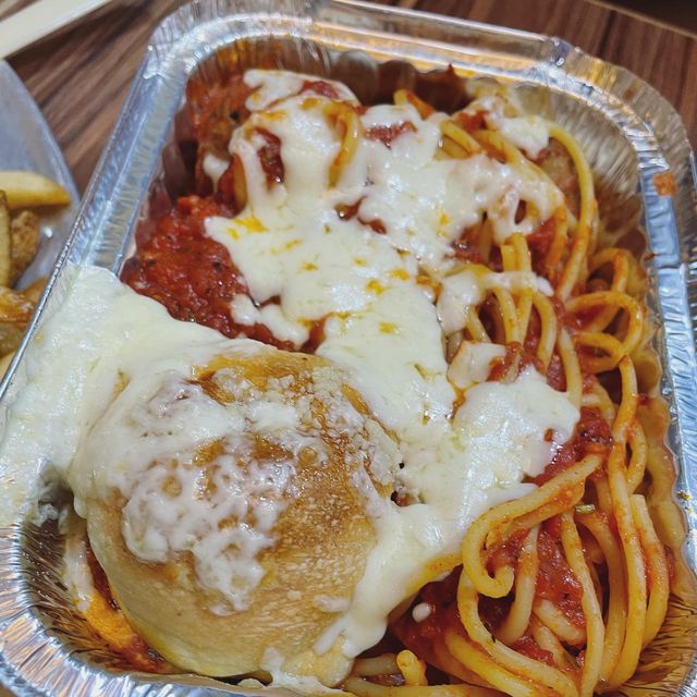 【 好味又多選擇的超大塊Pizza 】