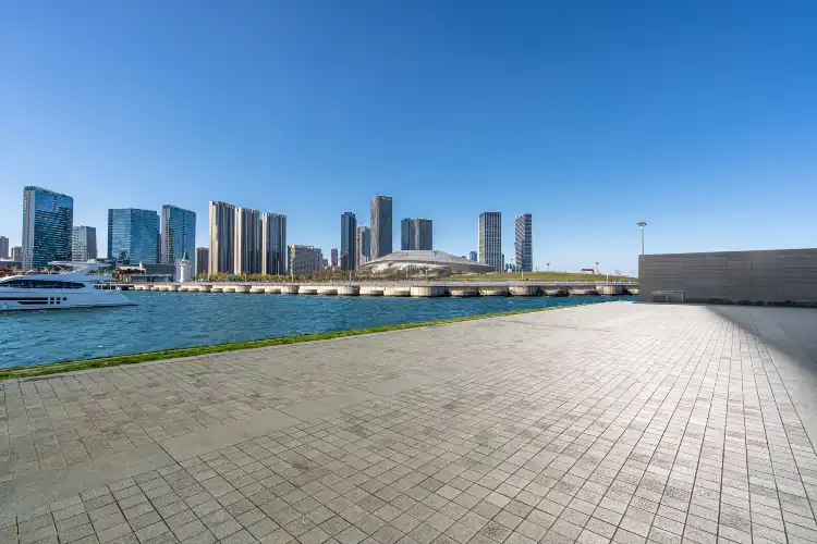 Hotels near Donggang Musical Fountain Square