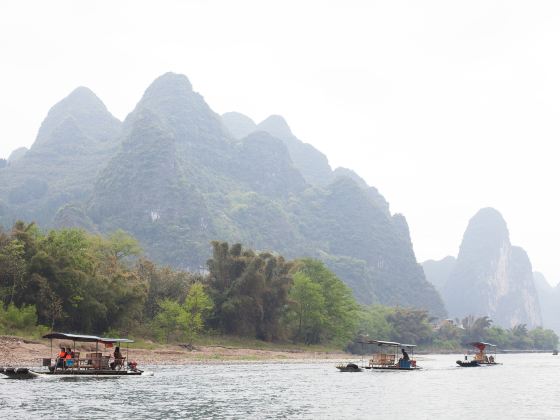 Lijiang River Four-star Cruise