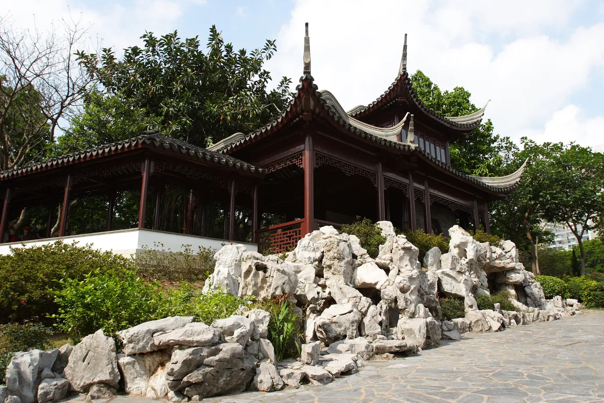 2_Kowloon Walled City Park