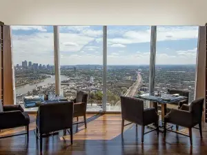 TĪNG Restaurant & Lounge