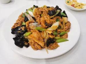 OLD TONG HE YANG JU RESTAURANT