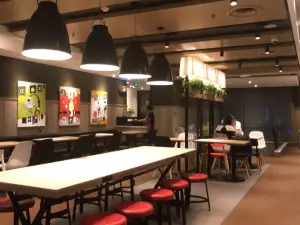 KFC (jiaxingchang'anxiuxizhan)