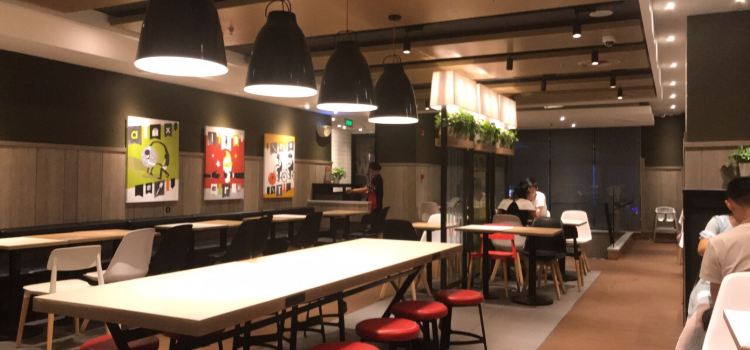 KFC (jiaxingchang'anxiuxizhan)