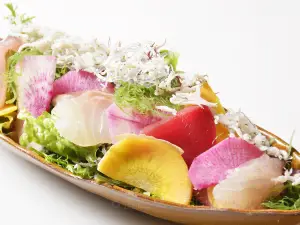 Wasai Yakura Komachidori