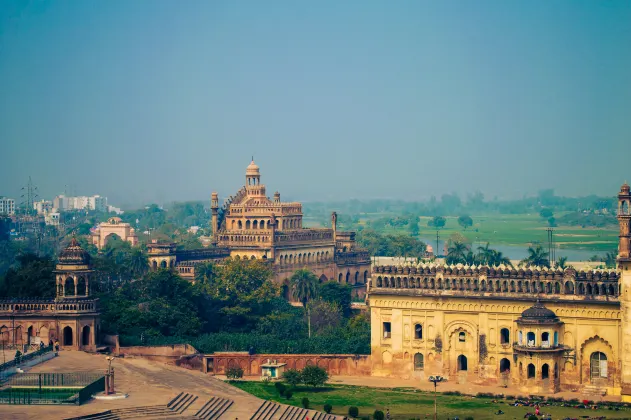 Vé máy bay Lucknow Cuzco