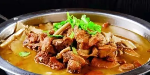 遂平嵖岈山快捷酒店·山明水秀農家樂飯莊