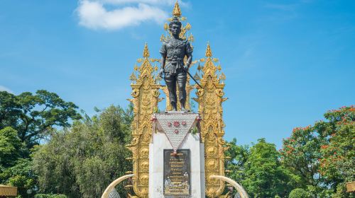 King Mangrai Monument