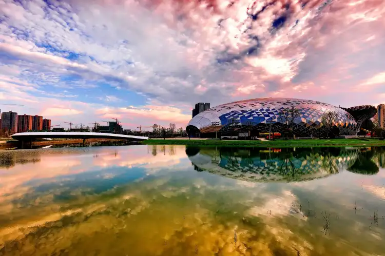 Hotels near Site of United Nations World Geospatial Information Congress