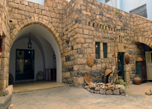 Compare 5 airports near Irbid