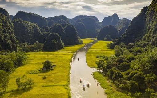 Hoa Lu District