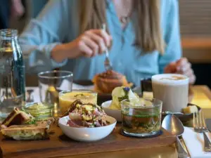 MUTTERLAND Stammhaus