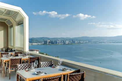 Sky Cloud Sea View Restaurant