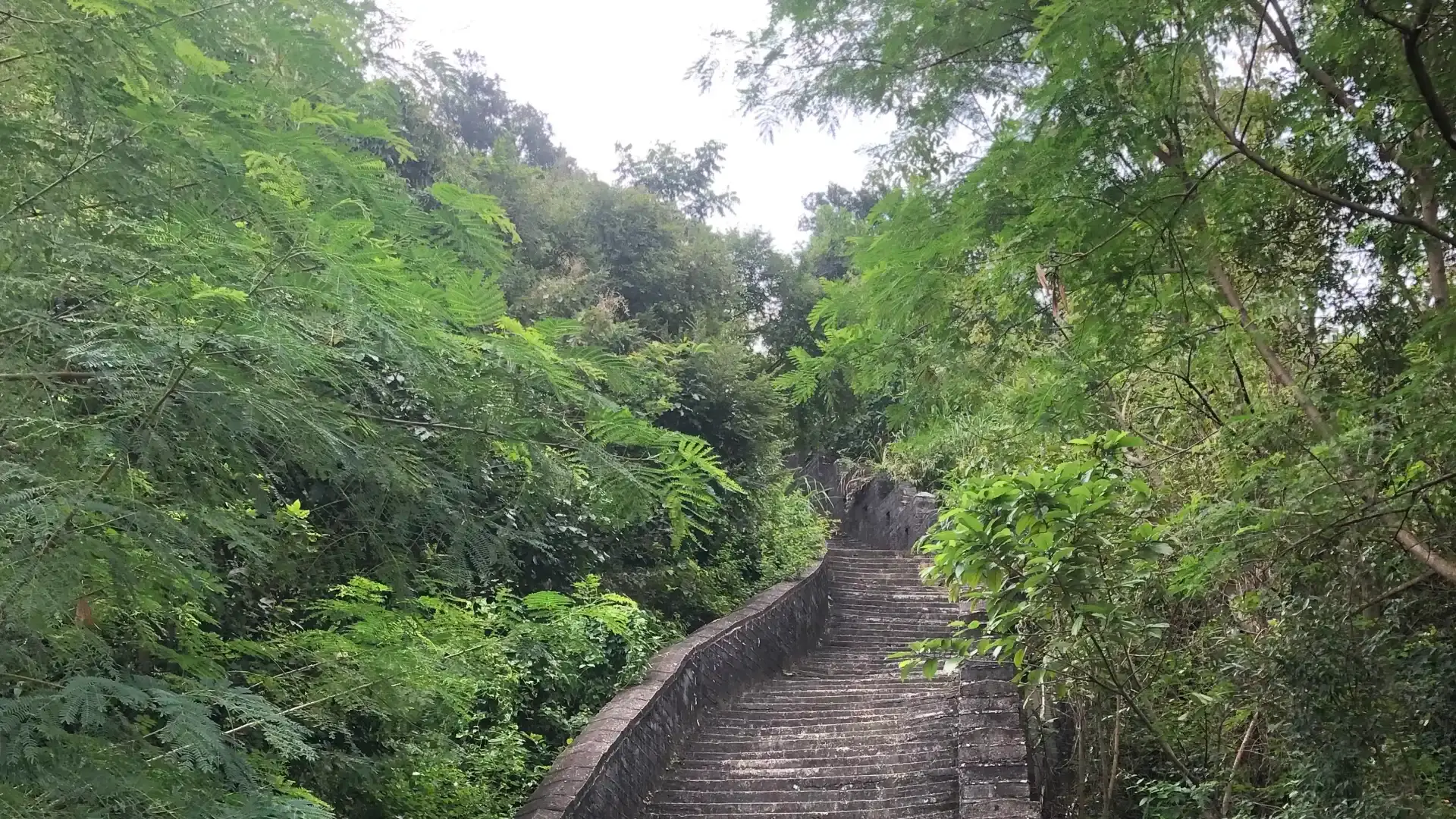 Hotels near The Great Wall