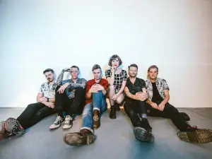 英國米爾頓凱因斯 · Skinny Lister 十週年紀念巡演