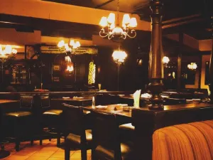 Pub 28