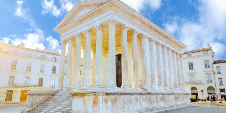 Maison Carrée