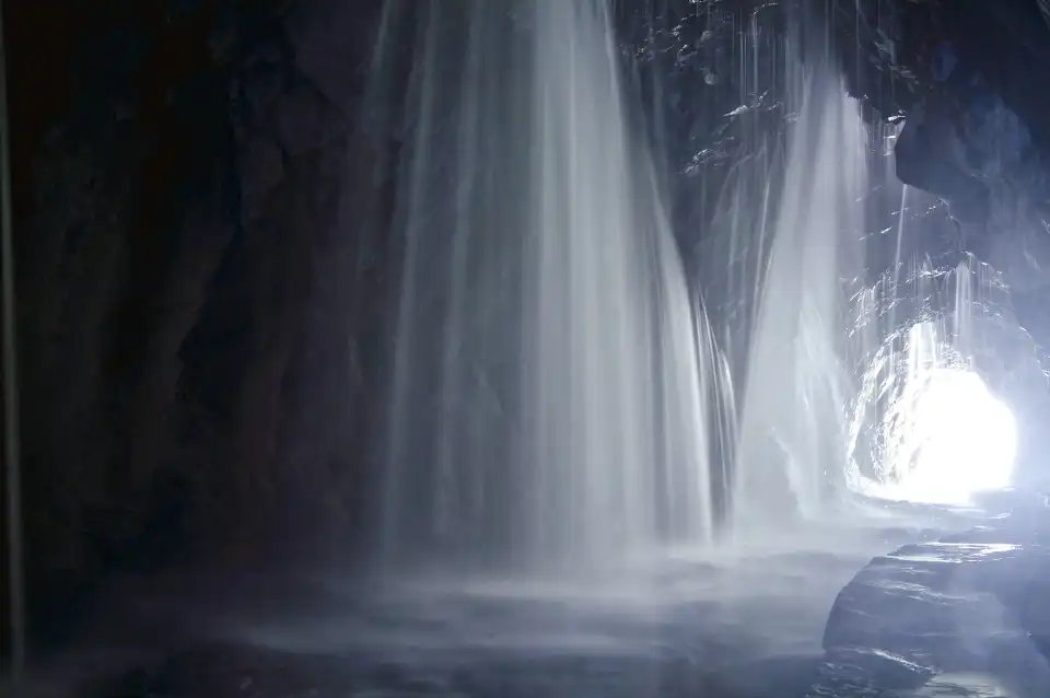 Baiyang Trail Shuilian Cave
