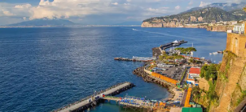 義大利區（Corso Italia）附近的飯店