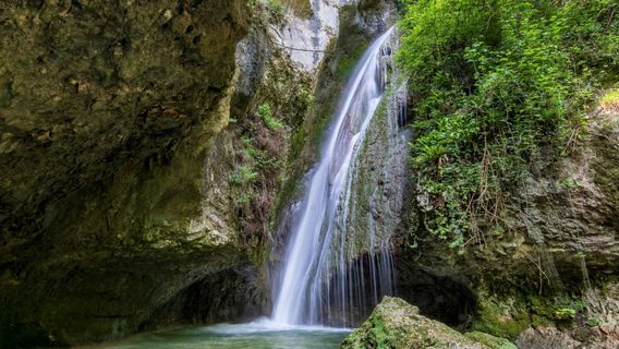 Waterfall Park of Molina