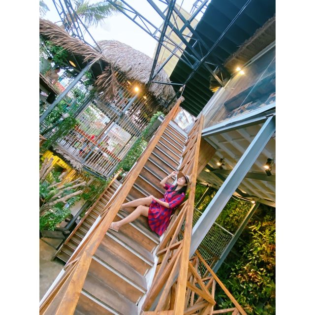 「芽莊·鸟巢咖啡店」 排名第一咖啡网红店rainforest