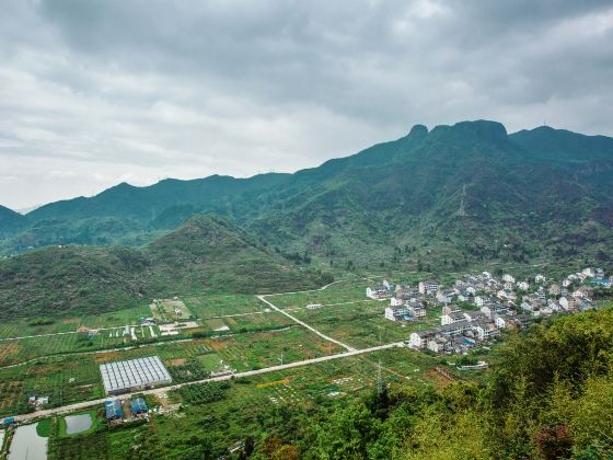 Huangyan Grottoes