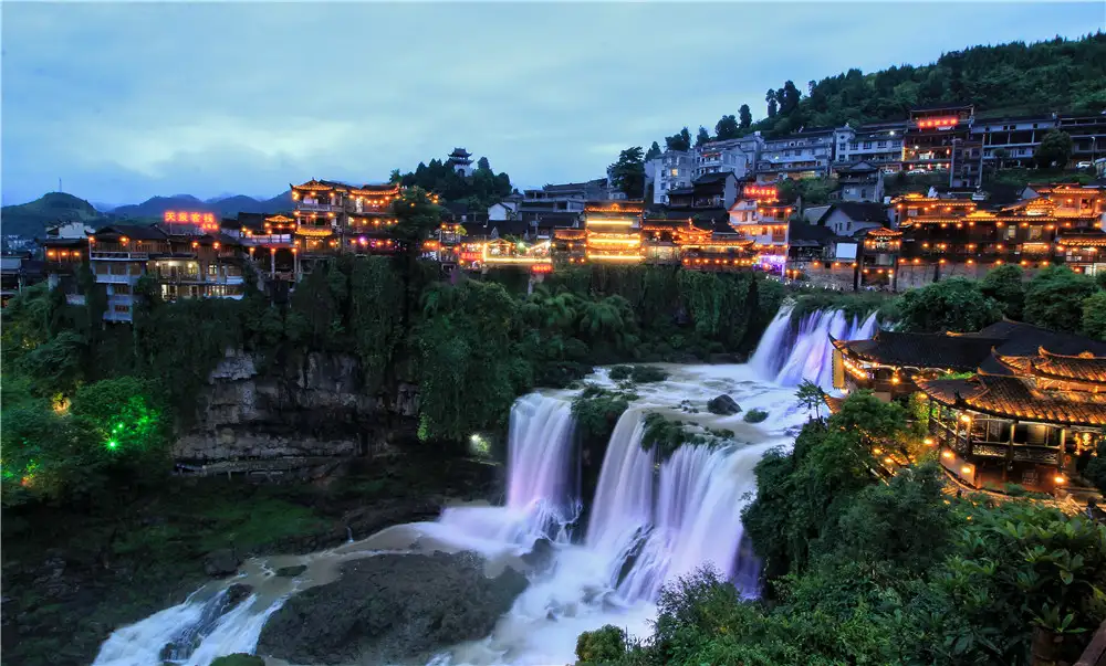 Wangu Tower & Furong Waterfall (Town Icons)