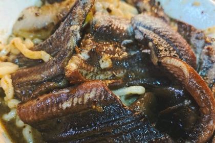 阿江炒鱔魚意麵