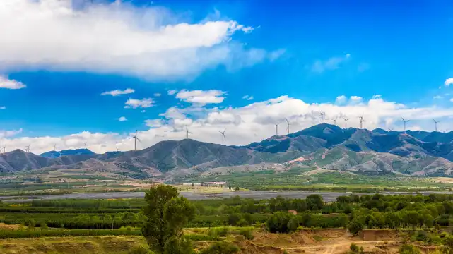 Hotels near Baideng Mountain