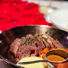 Large Eight Italy Lounge&Restaurant User Photo