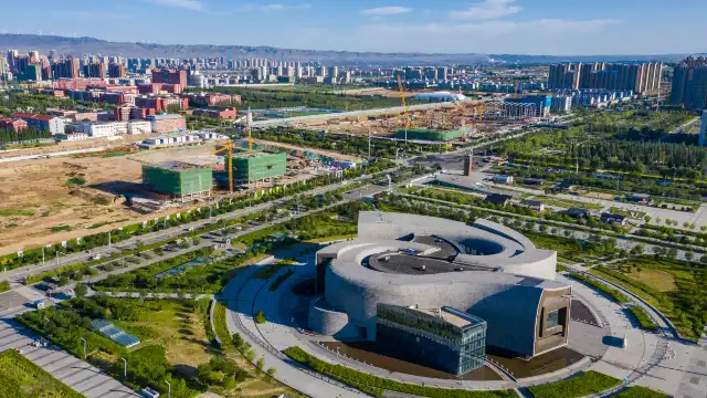 Hotels near Datong Museum