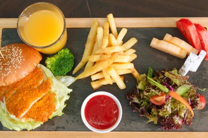 抚仙湖翡翠湾酒店翠香园全日餐厅