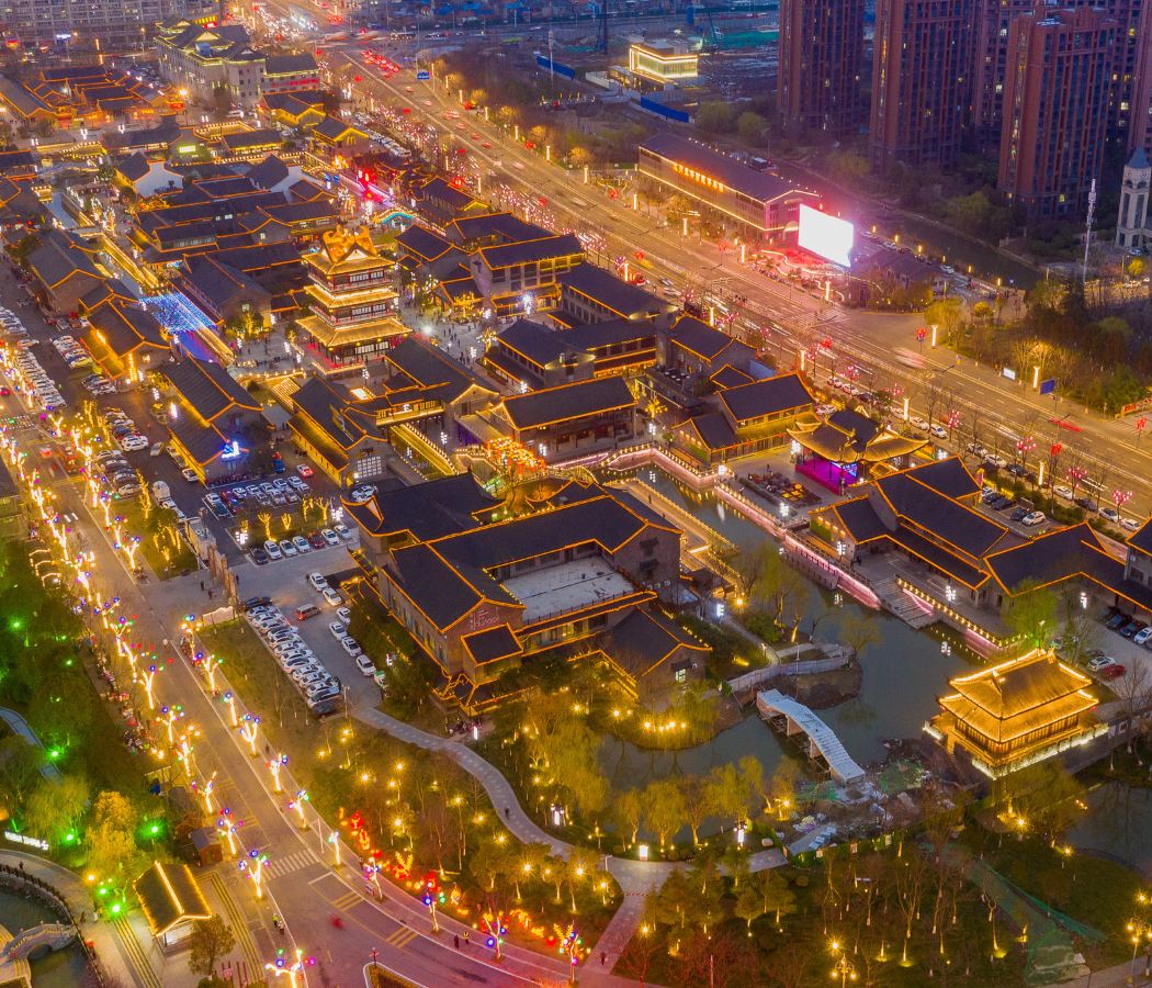 Golden Eagle Shopping Center/Baolong City Square