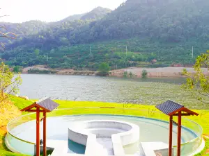 Qinglin Pearl Hot Spring