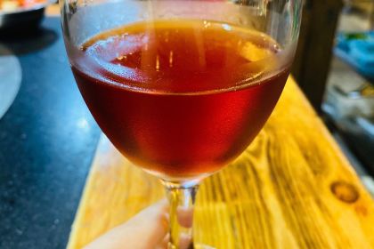 HONGCHI LAOMA SHENGTAI CANTING