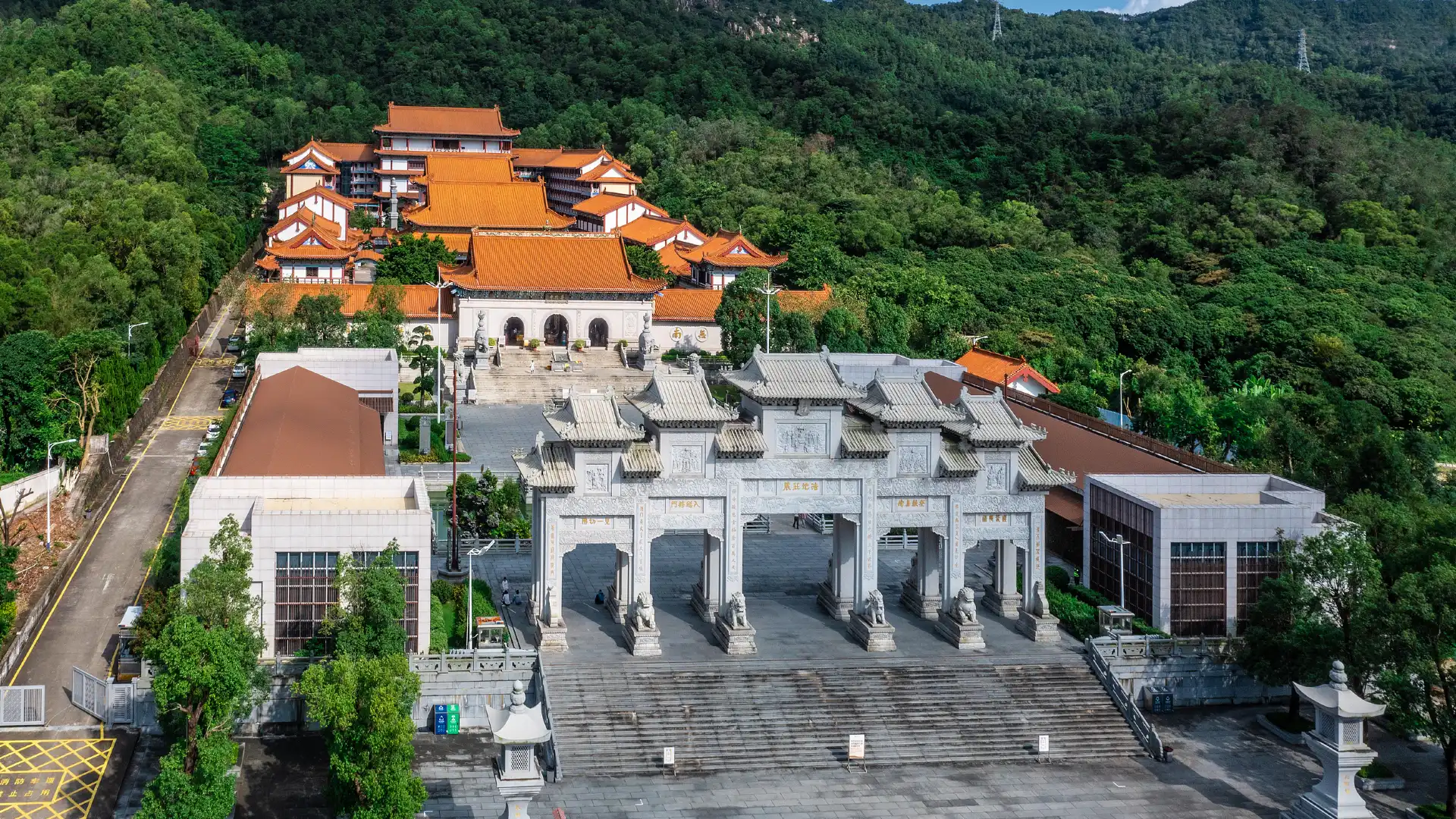 Hotels near Putuo Temple