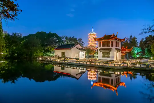 Hotels near Hongmei Park