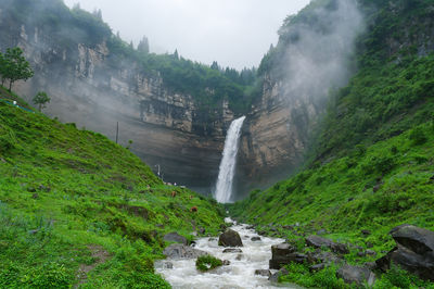 Diaoshuiyan Waterfall