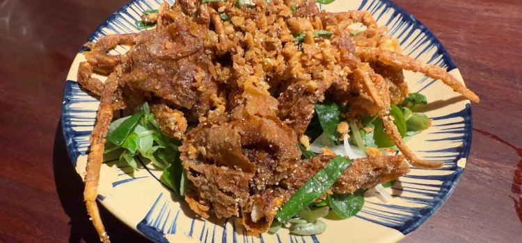 Cuc Gach Quan Restaurant