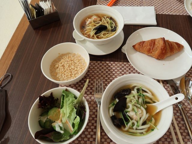 愉景灣酒店不停食，從早好吃到晚