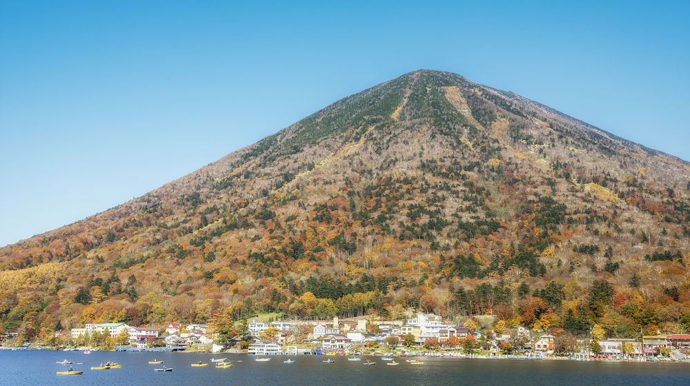 Goto35 Off 東京発 紅葉観光スポット 日光中禅寺湖 華厳滝 東照宮 日帰りツアー Trip Com