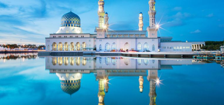 Malaysia Travel Guide 2026: Top places, Itinerary & Deals | Trip.com