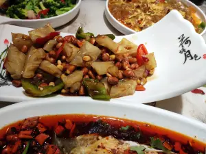 艾力开木美食(柏孜克里克路店)