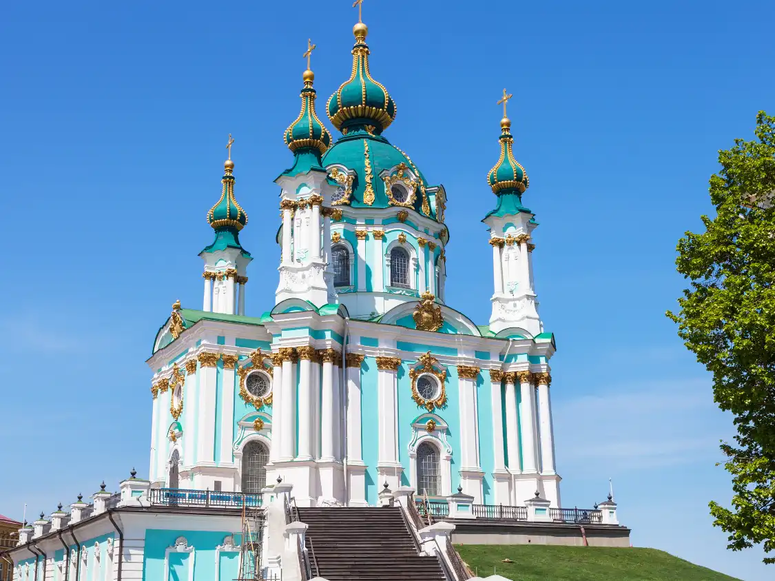 Hotels near St. Andrew's Church