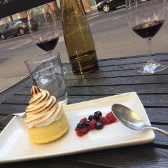 Tzin Wine & Tapas User Photo