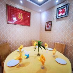 Moon River Chinese Sea Food Restaurant User Photo