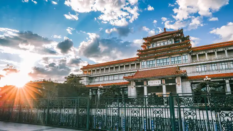 Các khách sạn gần National Art Museum Of China