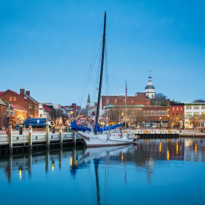 Hotels near Annapolis Landing Marina