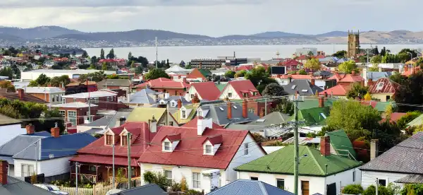 Hotels near Hobart LINC