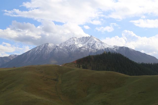 Zhuo'er Mountain